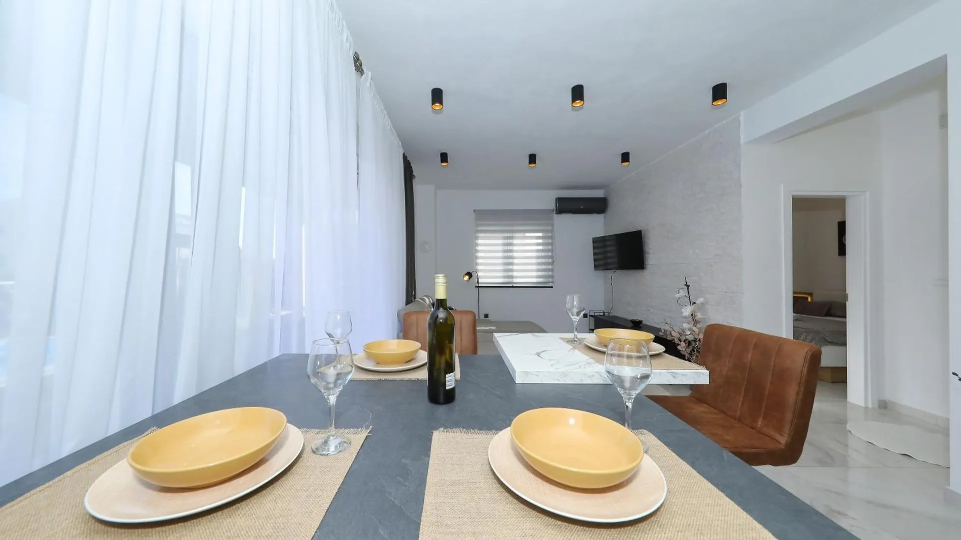 Orchid Stay Zdrelac Holiday home