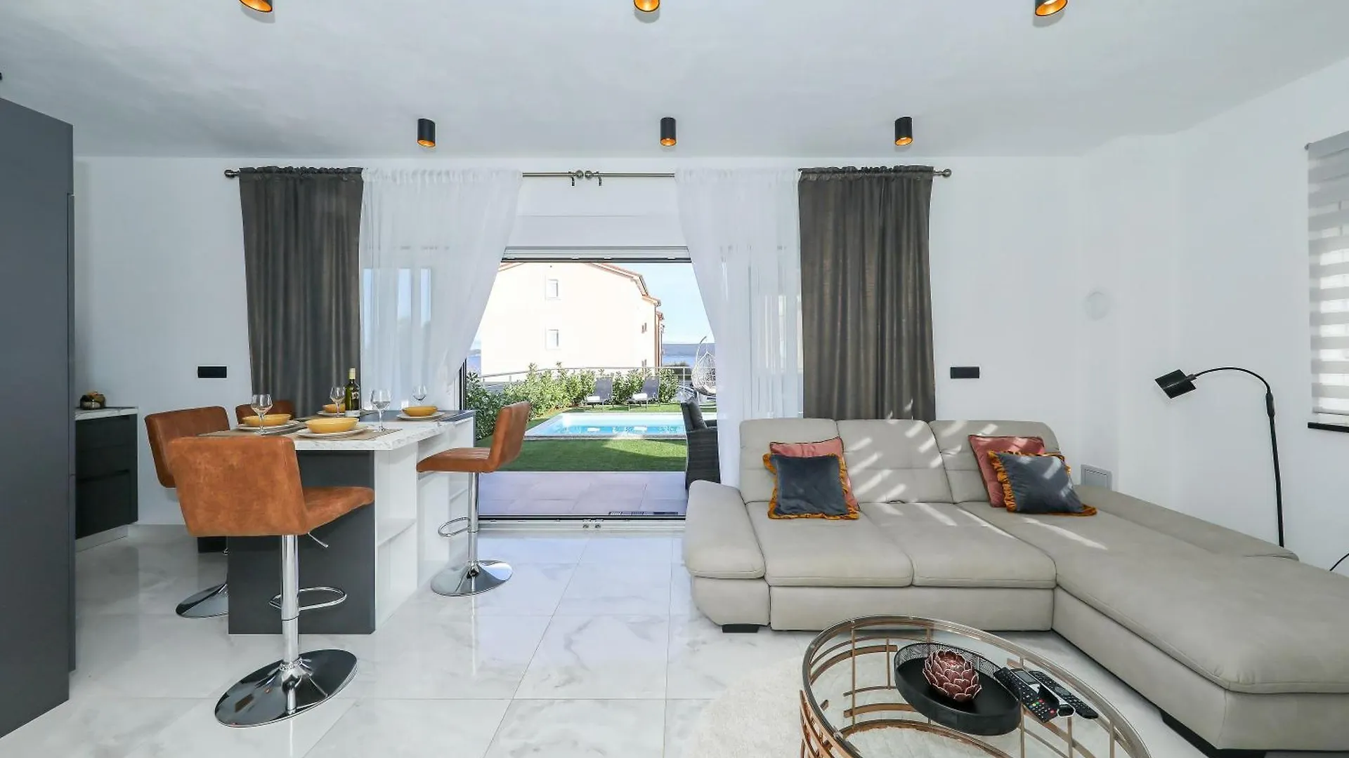 Holiday home Orchid Stay Zdrelac